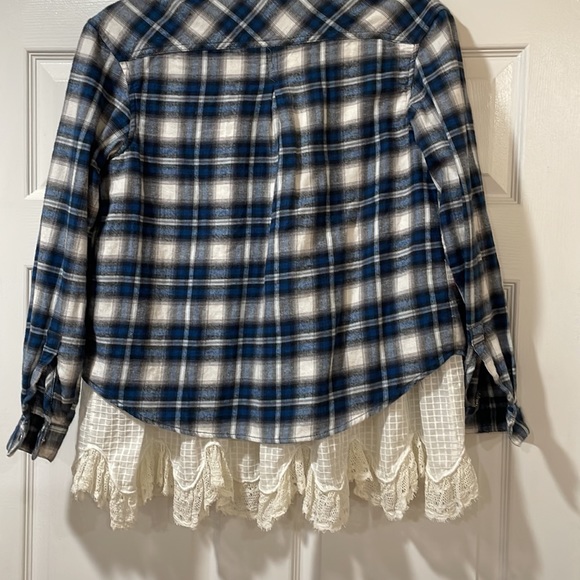 BNWT Flannel with Lace Underlay! - Picture 6 of 6